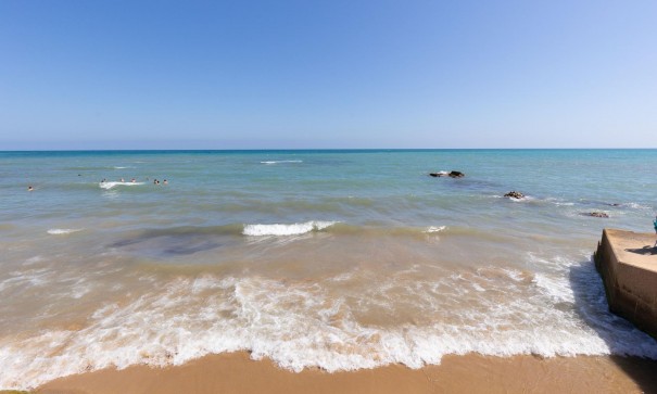 Revente - Appartement -
Torrevieja - La Mata pueblo