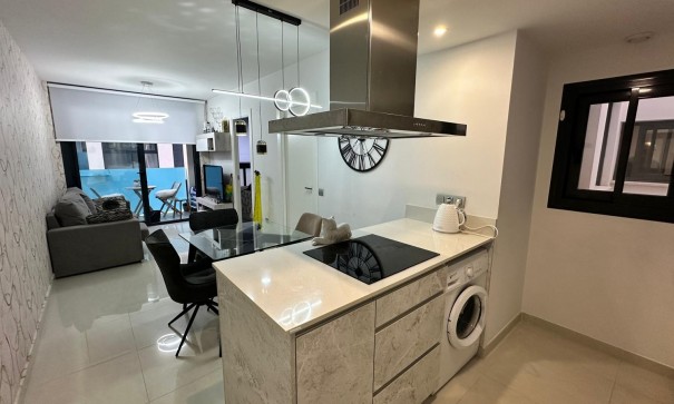 Resale - Wohnung Appartement -
Torrevieja - Calas Blancas