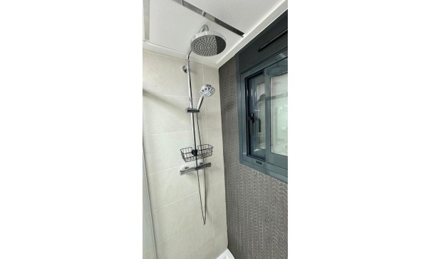 Resale - Wohnung Appartement -
Torrevieja - Calas Blancas