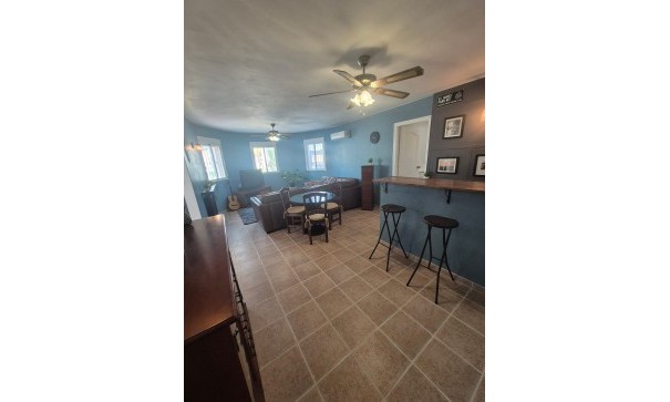 Videresalg - Fritliggende villa -
San Miguel de Salinas