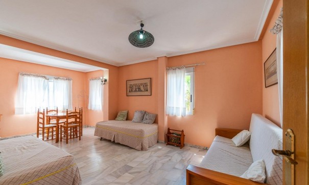 Revente - Villa Individuelle -
Torrevieja - La Mata