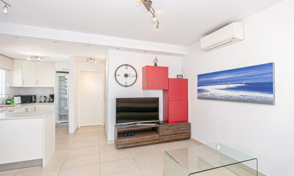 Resale - Freistehende Villa -
La Marina