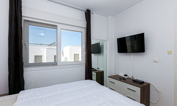 Resale - Freistehende Villa -
La Marina