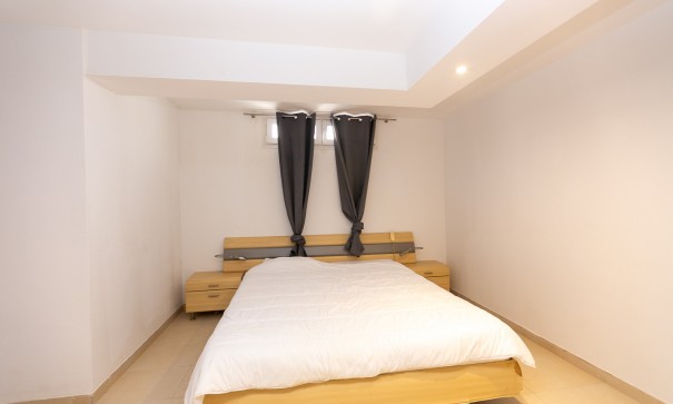 Resale - Freistehende Villa -
La Marina