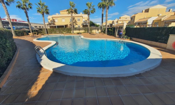 Revente - Villa mitoyenne -
Ciudad Quesada - Rojales - Ciudad Quesada