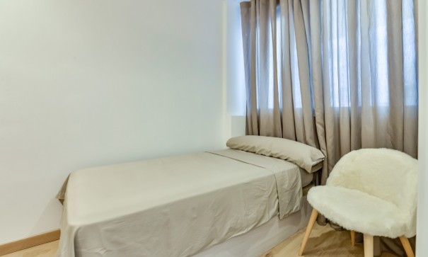 Revente - Appartement -
Altea