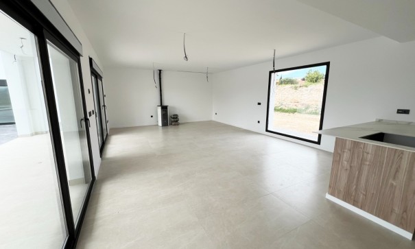 Nowa konstrukcja - Willa wolnostojąca -
Aspe