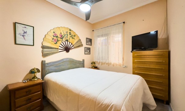 Herverkoop - Apartement Flat -
Torrevieja - La Mata pueblo