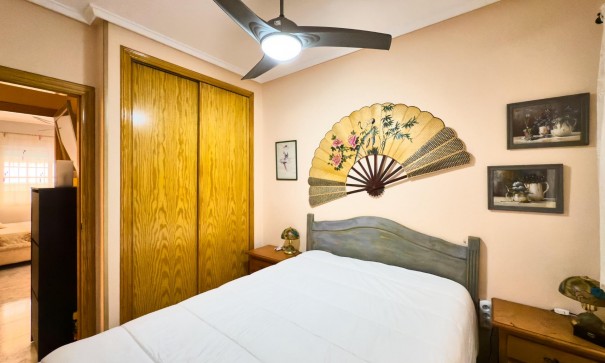 Herverkoop - Apartement Flat -
Torrevieja - La Mata pueblo