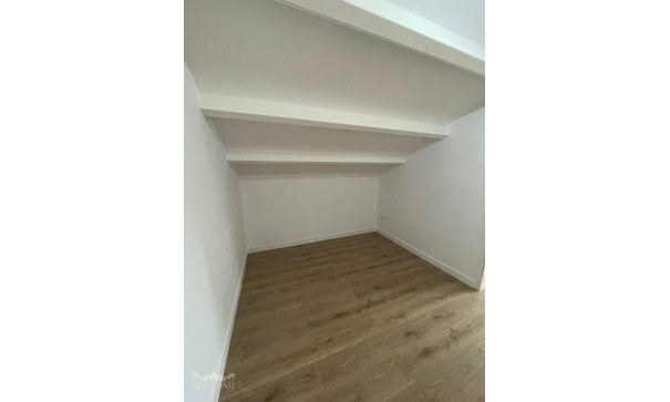 Herverkoop - Vrijstaande Villa -
Macisvenda - Macisvenda Murcia