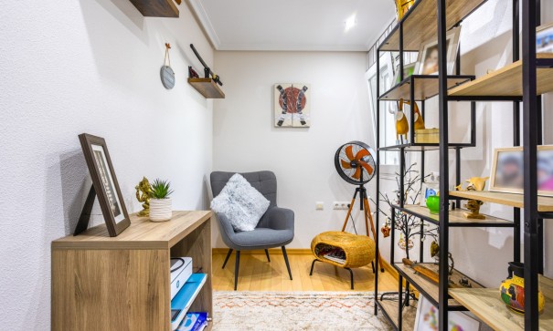 Videresalg - Lejlighed lejlighed -
Los Montesinos