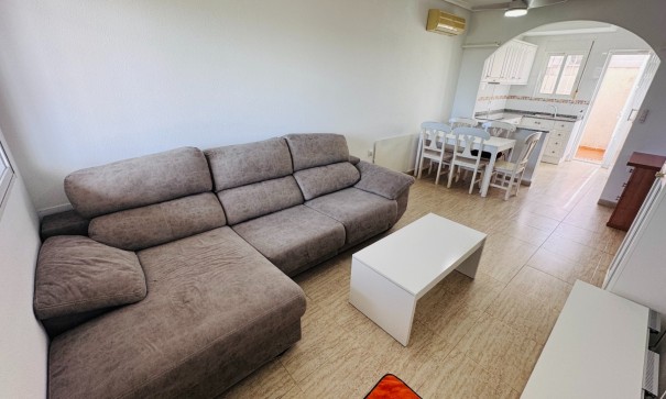 Revente - Maison de ville -
Daya Nueva