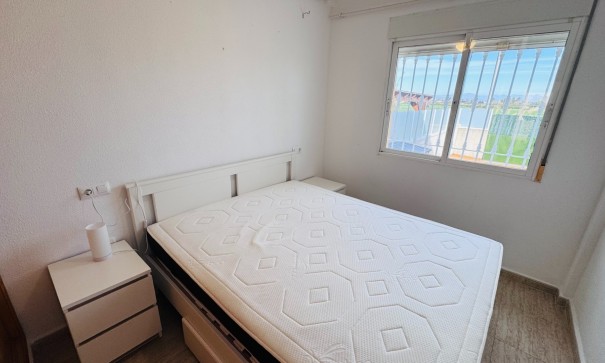 Revente - Maison de ville -
Daya Nueva