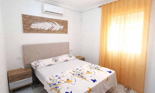 Revente - Villa Individuelle -
San Miguel de Salinas - Comunidad de las Comunicaciones