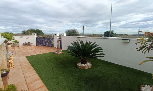 Revente - Villa Individuelle -
San Miguel de Salinas - Comunidad de las Comunicaciones