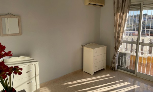 Sprzedaż - Dom miejski -
Villamartín