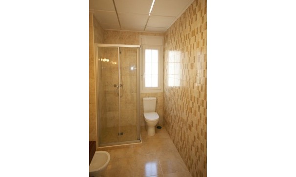 Återförsäljning - Fristående villa -
Cabo Roig - MUY CERCA DE LA PLAYA