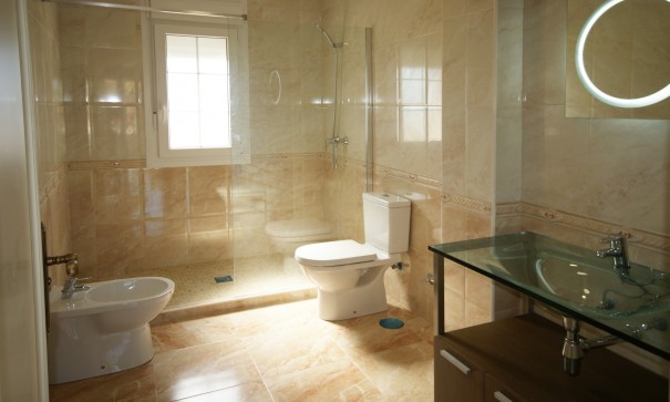 Återförsäljning - Fristående villa -
Cabo Roig - MUY CERCA DE LA PLAYA