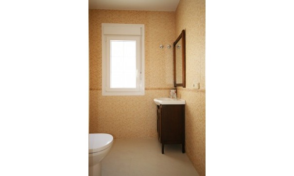 Återförsäljning - Fristående villa -
Cabo Roig - MUY CERCA DE LA PLAYA