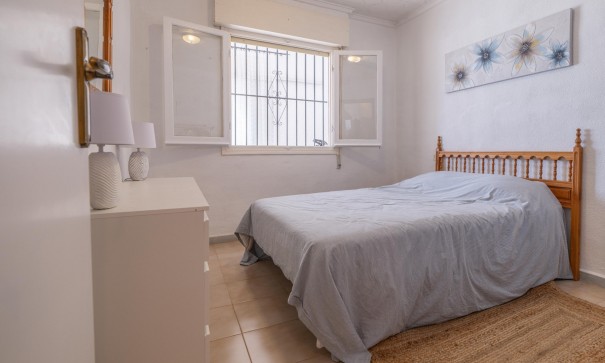 Revente - Maison de ville -
Torrevieja - El Chaparal