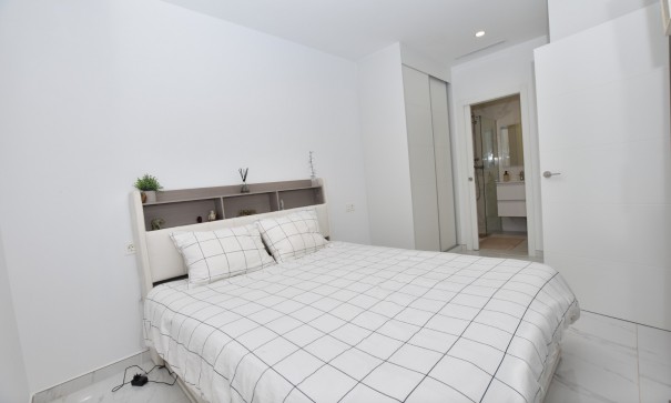 Sale - Detached Villa -
Los Montesinos