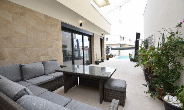 Sale - Detached Villa -
Los Montesinos