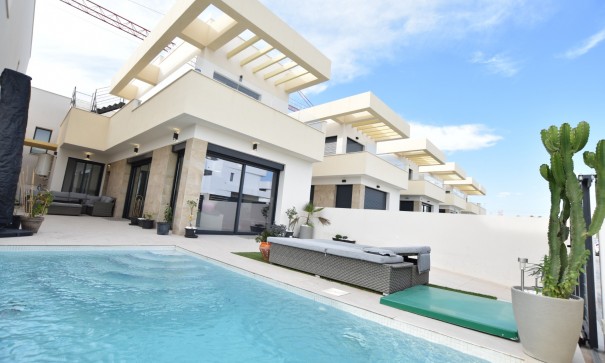 Sale - Detached Villa -
Los Montesinos