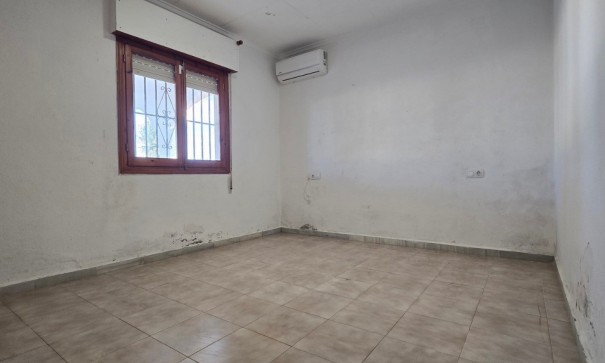 Venta - Chalet Independiente -
Torrevieja - El Chaparal