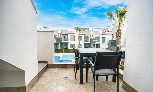 Venta - Apartamento piso -
Pilar de la Horadada - La Torre de la Horadada