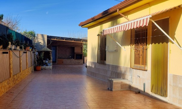 Videresalg - Fritliggende villa -
Aspe