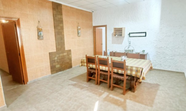 Videresalg - Fritliggende villa -
Aspe