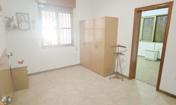 Videresalg - Fritliggende villa -
Aspe