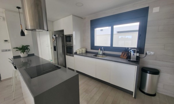 Sprzedaż - Dom miejski -
Daya Vieja