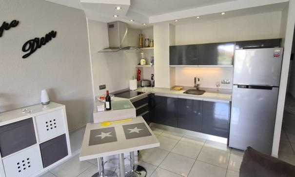 Sprzedaż - Apartament mieszkanie -
Orihuela Costa - Punta Prima