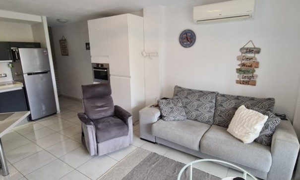 Sprzedaż - Apartament mieszkanie -
Orihuela Costa - Punta Prima