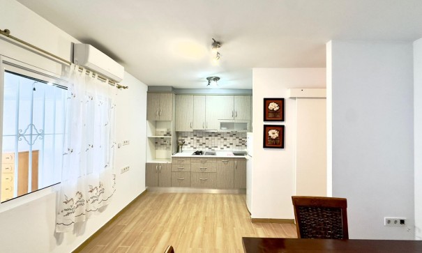 Herverkoop - Apartement Flat -
Torrevieja - El limonar