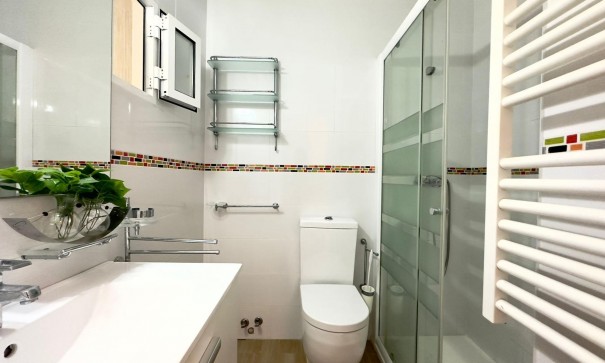 Herverkoop - Apartement Flat -
Torrevieja - El limonar