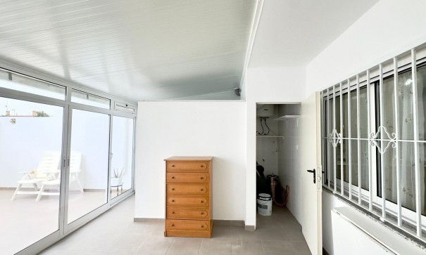 Herverkoop - Apartement Flat -
Torrevieja - El limonar