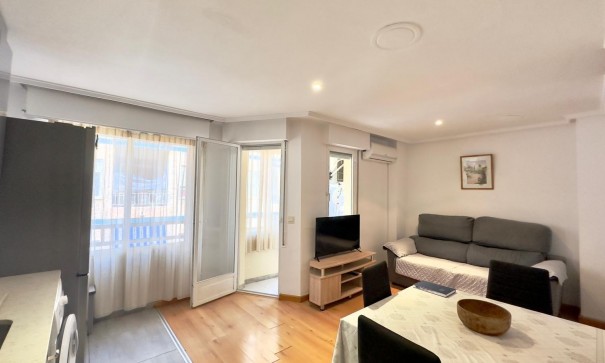 Sprzedaż - Apartament mieszkanie -
Torrevieja - torrevieja