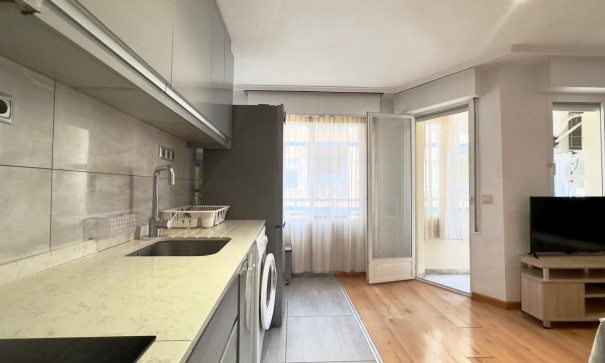 Sprzedaż - Apartament mieszkanie -
Torrevieja - torrevieja