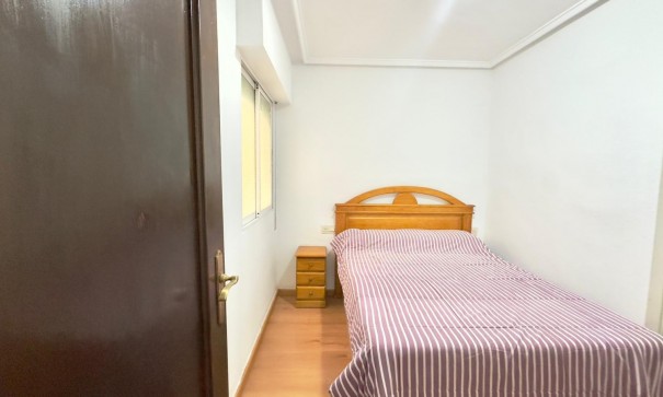 Sprzedaż - Apartament mieszkanie -
Torrevieja - torrevieja