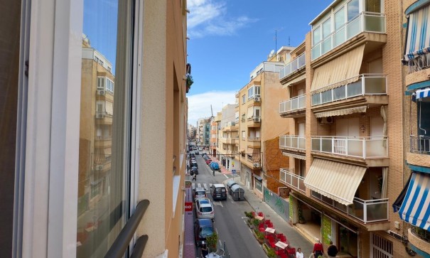 Sprzedaż - Apartament mieszkanie -
Torrevieja - torrevieja