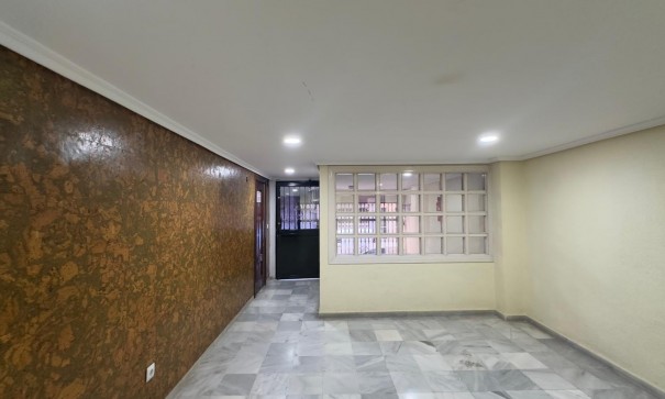 Sprzedaż - Apartament mieszkanie -
Torrevieja - torrevieja