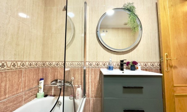 Herverkoop - Apartement Flat -
Torrevieja - torrevieja