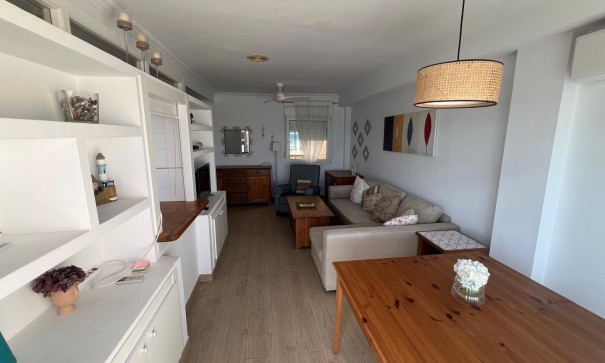 Revente - Appartement -
Torrevieja - La Mata pueblo