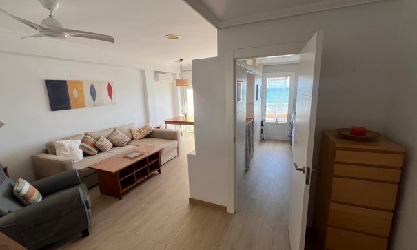 Revente - Appartement -
Torrevieja - La Mata pueblo