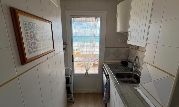 Revente - Appartement -
Torrevieja - La Mata pueblo