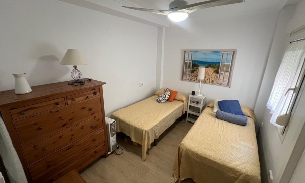 Revente - Appartement -
Torrevieja - La Mata pueblo