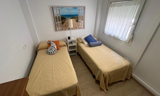Revente - Appartement -
Torrevieja - La Mata pueblo