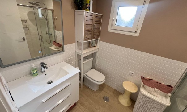 Revente - Appartement -
Torrevieja - La Mata pueblo